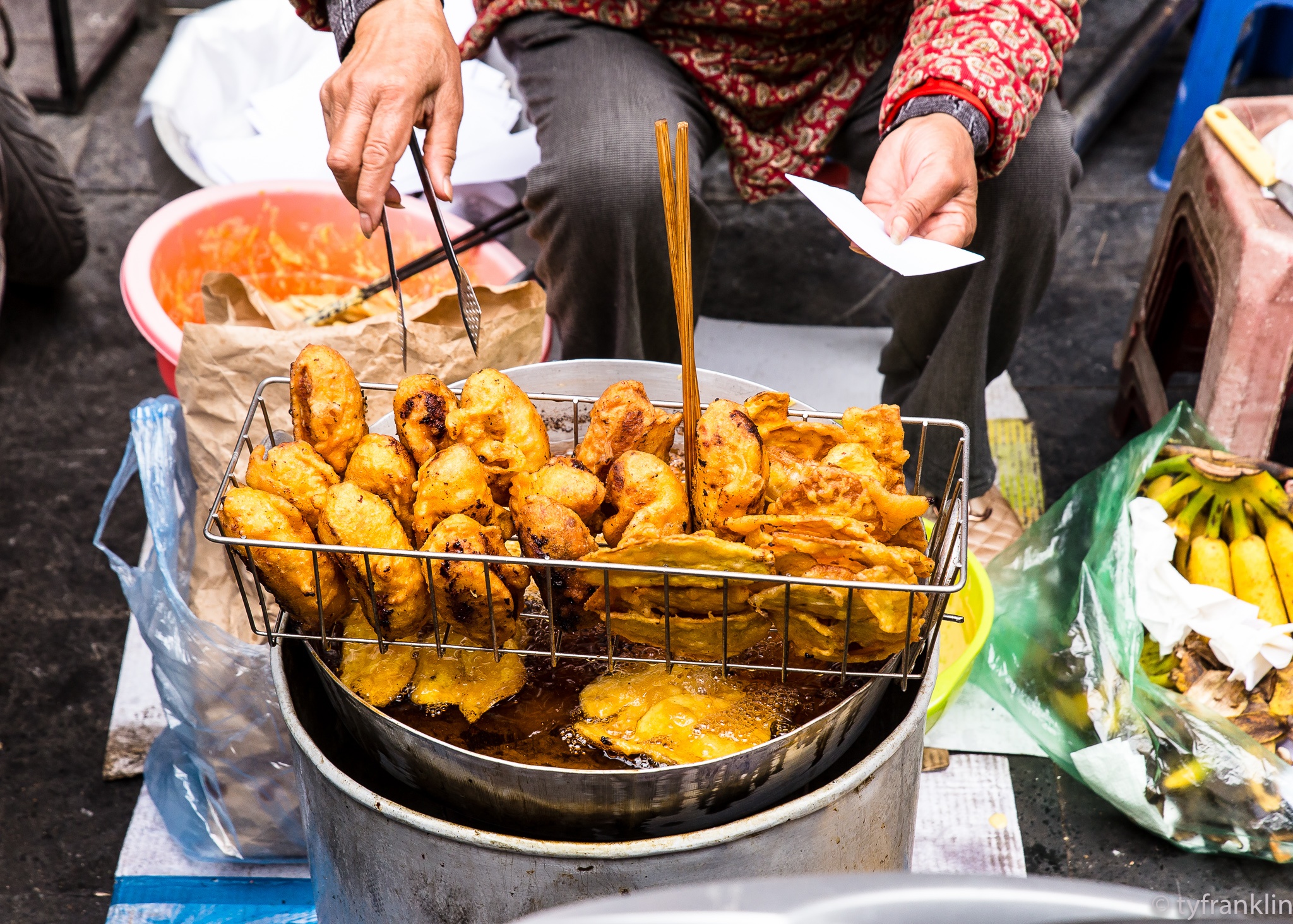 You are currently viewing Wandering in the Heaven of Hanoi street foods
